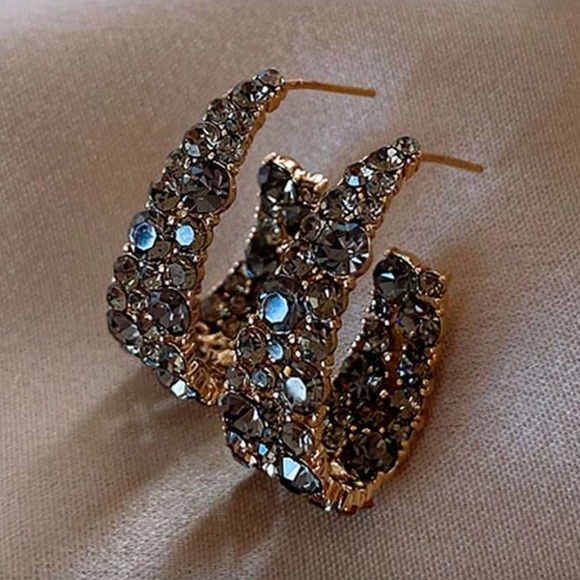 Jewelry - Elegant Rhinestone Hoop Earrings